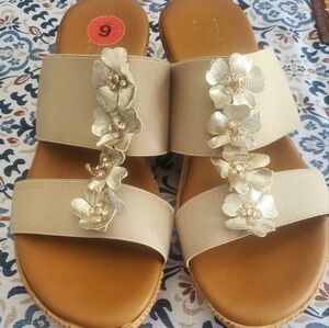 Elegant Cream Floral Sandals
